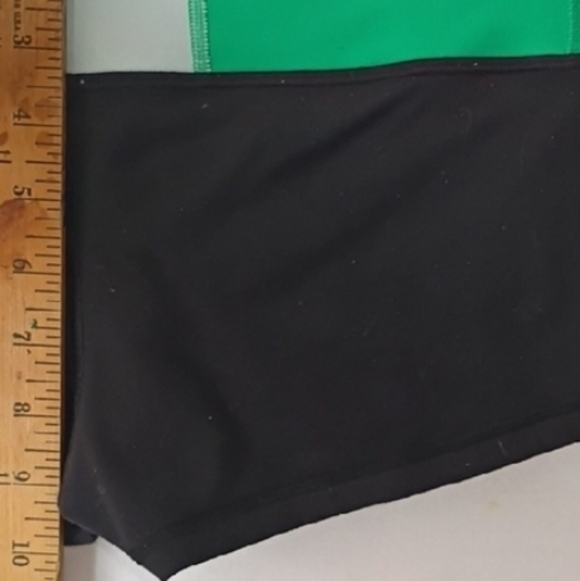 Lululemon Boogie Shorts Green and Black Women's Athletic Shorts Size 4 - Picture 6 of 10
